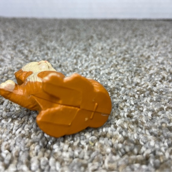 Vintage Mattel 1991 Courtney Pet Pals Kitty Figurine Raised Paw Brown and cream - Picture 6 of 7